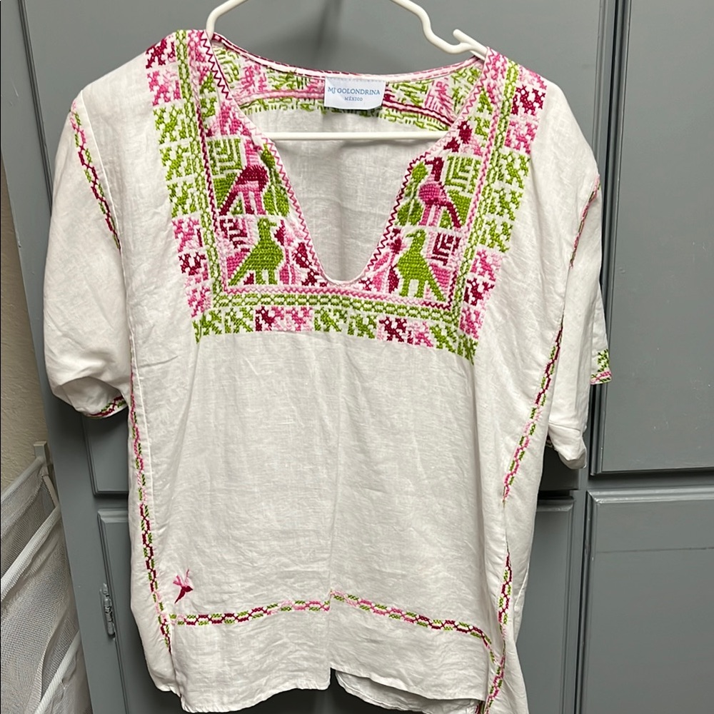 Mi Golondrina Short Sleeve Blouse